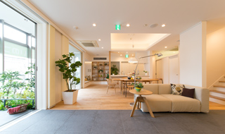 Living Style Gallery